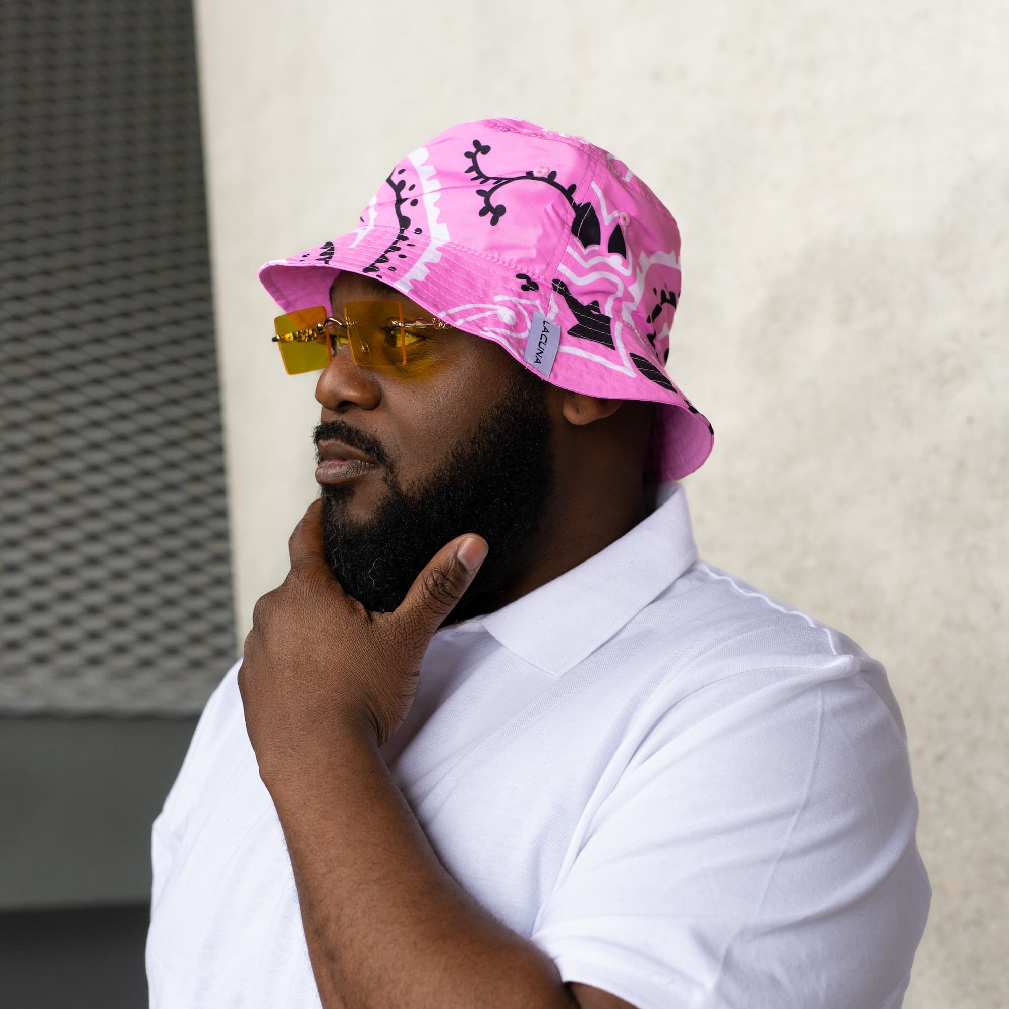 Trendy bucket hats unisex streetstyle